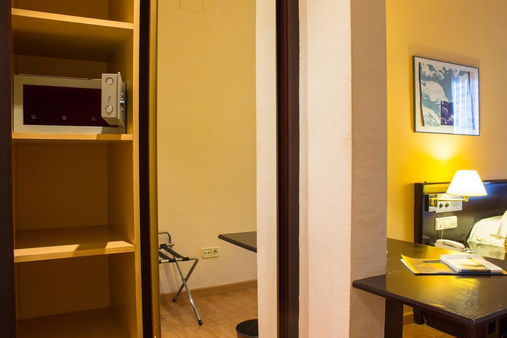 Hotel Atlantis By Atbcn
